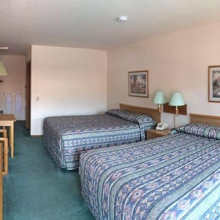 Hungry Horse Mini Golden Inns Motel מראה חיצוני תמונה